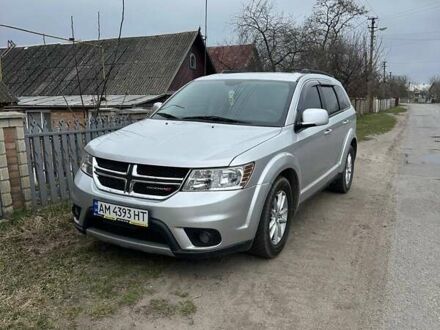 Серый Додж Джорни, объемом двигателя 2.36 л и пробегом 192 тыс. км за 10500 $, фото 1 на Automoto.ua