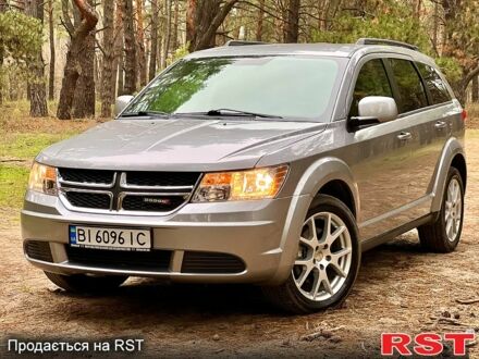 Серый Додж Джорни, объемом двигателя 2.4 л и пробегом 250 тыс. км за 10500 $, фото 1 на Automoto.ua