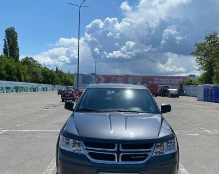 Сірий Додж Джорні, об'ємом двигуна 2.36 л та пробігом 272 тис. км за 9500 $, фото 1 на Automoto.ua