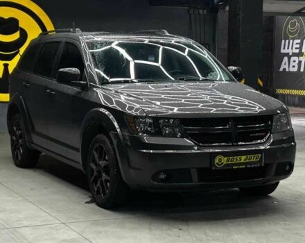 Серый Додж Джорни, объемом двигателя 2.4 л и пробегом 248 тыс. км за 10500 $, фото 1 на Automoto.ua