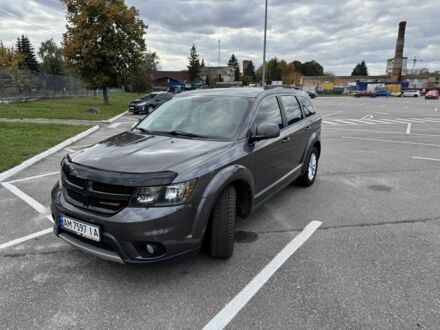 Додж Джорни 2015 в Житомире на Automoto.ua Серый Додж Джорни, объемом двигателя 3.6 л и пробегом 175 тыс. км за 11300 $, фото 1 на Automoto.ua