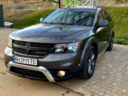 Серый Додж Джорни, объемом двигателя 3.6 л и пробегом 330 тыс. км за 11500 $, фото 1 на Automoto.ua