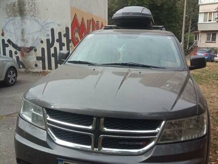 Сірий Додж Джорні, об'ємом двигуна 2.36 л та пробігом 258 тис. км за 10100 $, фото 1 на Automoto.ua
