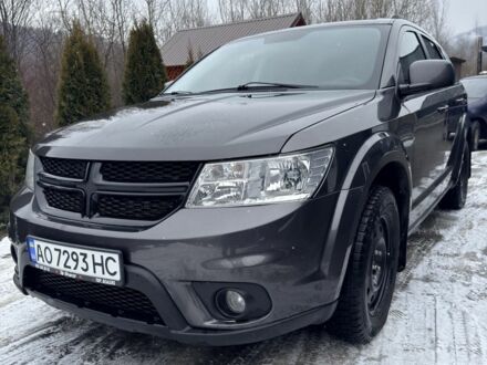 Серый Додж Джорни, объемом двигателя 2.4 л и пробегом 200 тыс. км за 9950 $, фото 1 на Automoto.ua