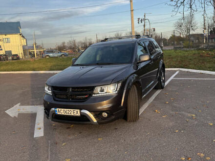 Серый Додж Джорни, объемом двигателя 3.6 л и пробегом 139 тыс. км за 13950 $, фото 1 на Automoto.ua