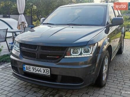 Додж Джорни 2016 в Днепре (Днепропетровске) на Automoto.ua Серый Додж Джорни, объемом двигателя 2.36 л и пробегом 137 тыс. км за 12500 $, фото 1 на Automoto.ua