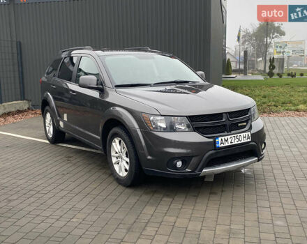 Серый Додж Джорни, объемом двигателя 3.6 л и пробегом 188 тыс. км за 9900 $, фото 1 на Automoto.ua