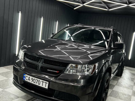 Серый Додж Джорни, объемом двигателя 2.36 л и пробегом 201 тыс. км за 11500 $, фото 1 на Automoto.ua