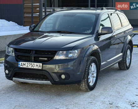 Серый Додж Джорни, объемом двигателя 3.6 л и пробегом 189 тыс. км за 12500 $, фото 1 на Automoto.ua