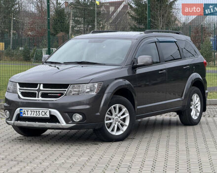 Серый Додж Джорни, объемом двигателя 2.4 л и пробегом 141 тыс. км за 10500 $, фото 1 на Automoto.ua