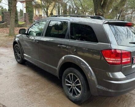 Серый Додж Джорни, объемом двигателя 2.4 л и пробегом 180 тыс. км за 9000 $, фото 1 на Automoto.ua