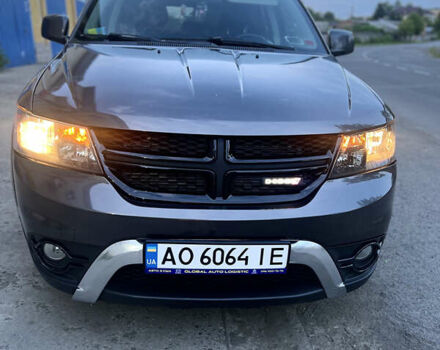 Серый Додж Джорни, объемом двигателя 3.6 л и пробегом 221 тыс. км за 13600 $, фото 1 на Automoto.ua