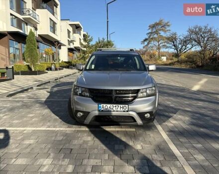 Серый Додж Джорни, объемом двигателя 2.36 л и пробегом 167 тыс. км за 10900 $, фото 1 на Automoto.ua