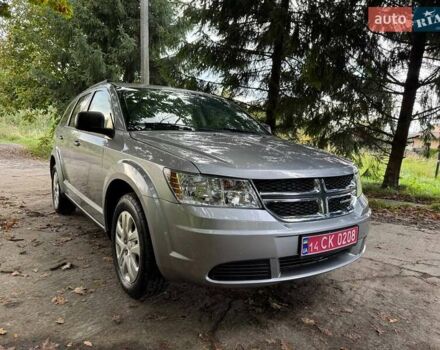 Сірий Додж Джорні, об'ємом двигуна 2.36 л та пробігом 177 тис. км за 10800 $, фото 1 на Automoto.ua