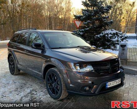 Серый Додж Джорни, объемом двигателя 3.6 л и пробегом 13300 тыс. км за 9000 $, фото 1 на Automoto.ua