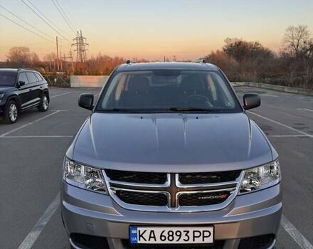 Сірий Додж Джорні, об'ємом двигуна 2.4 л та пробігом 259 тис. км за 13500 $, фото 1 на Automoto.ua