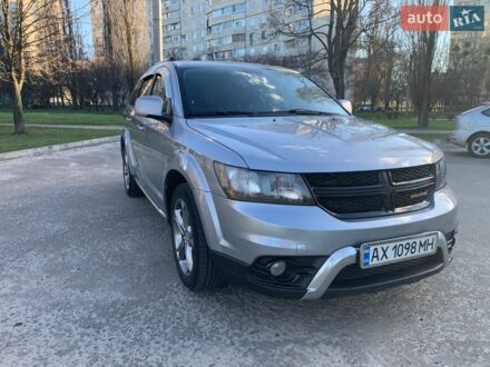 Серый Додж Джорни, объемом двигателя 3.61 л и пробегом 77 тыс. км за 13500 $, фото 1 на Automoto.ua