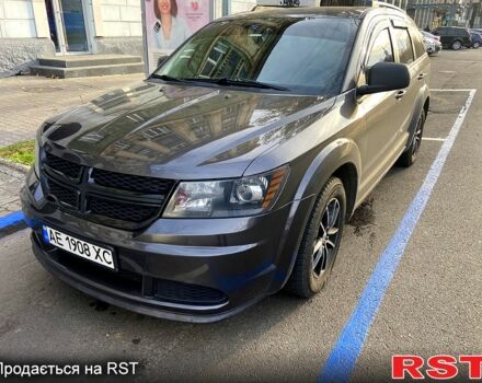 Серый Додж Джорни, объемом двигателя 2.4 л и пробегом 163 тыс. км за 11000 $, фото 1 на Automoto.ua