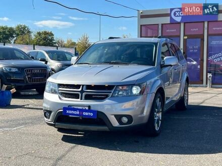 Серый Додж Джорни, объемом двигателя 3.6 л и пробегом 81 тыс. км за 14799 $, фото 1 на Automoto.ua