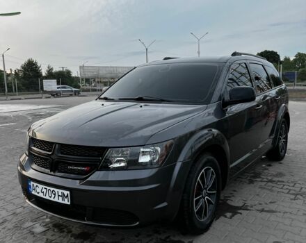 Серый Додж Джорни, объемом двигателя 2.4 л и пробегом 166 тыс. км за 11252 $, фото 1 на Automoto.ua
