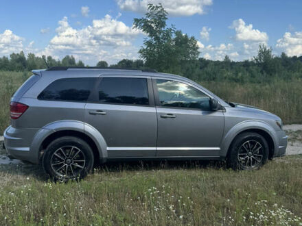 Додж Джорни 2018 в Василькове на Automoto.ua Серый Додж Джорни, объемом двигателя 2.36 л и пробегом 240 тыс. км за 10500 $, фото 1 на Automoto.ua