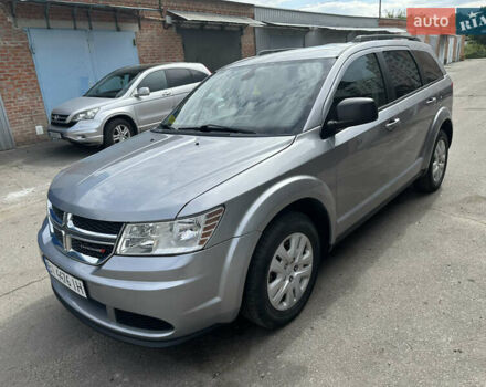 Сірий Додж Джорні, об'ємом двигуна 2.36 л та пробігом 62 тис. км за 11500 $, фото 1 на Automoto.ua