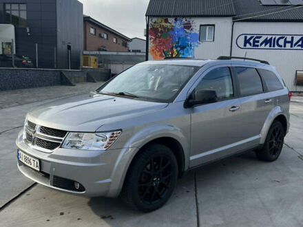 Серый Додж Джорни, объемом двигателя 3.6 л и пробегом 125 тыс. км за 13500 $, фото 1 на Automoto.ua