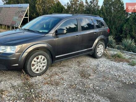 Серый Додж Джорни, объемом двигателя 2.36 л и пробегом 205 тыс. км за 11200 $, фото 1 на Automoto.ua