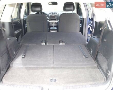 Синий Додж Джорни, объемом двигателя 2.4 л и пробегом 96 тыс. км за 12000 $, фото 7 на Automoto.ua