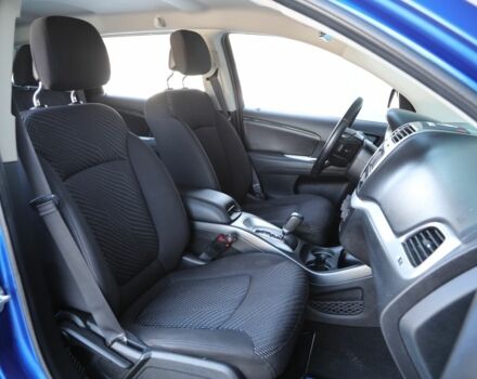 Синій Додж Джорні, об'ємом двигуна 2.4 л та пробігом 193 тис. км за 11700 $, фото 12 на Automoto.ua