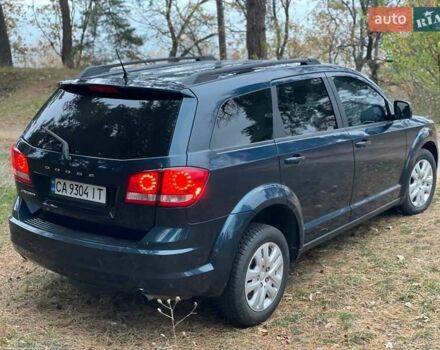 Синий Додж Джорни, объемом двигателя 2.36 л и пробегом 277 тыс. км за 8800 $, фото 2 на Automoto.ua