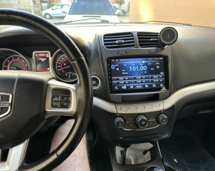 Синий Додж Джорни, объемом двигателя 2.4 л и пробегом 257 тыс. км за 9400 $, фото 7 на Automoto.ua