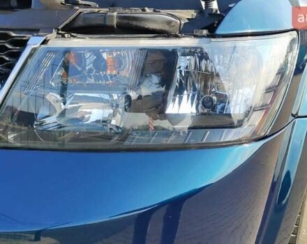 Синий Додж Джорни, объемом двигателя 2.36 л и пробегом 222 тыс. км за 11000 $, фото 7 на Automoto.ua