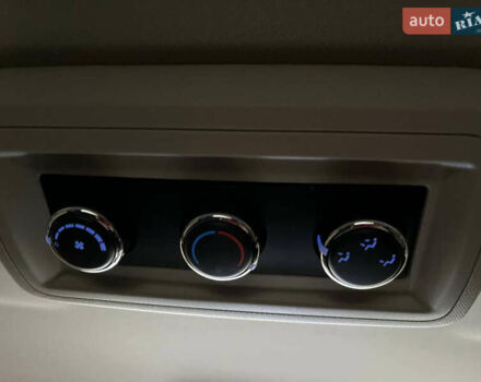 Синій Додж Джорні, об'ємом двигуна 2.36 л та пробігом 91 тис. км за 11500 $, фото 2 на Automoto.ua