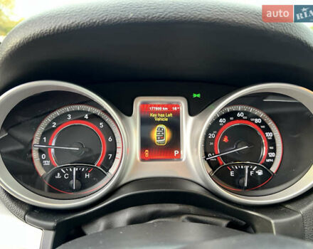 Синій Додж Джорні, об'ємом двигуна 2.36 л та пробігом 180 тис. км за 9500 $, фото 11 на Automoto.ua