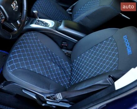 Синий Додж Джорни, объемом двигателя 2.36 л и пробегом 200 тыс. км за 9999 $, фото 2 на Automoto.ua