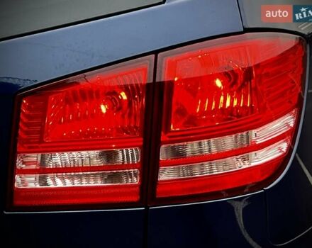 Синий Додж Джорни, объемом двигателя 2.36 л и пробегом 195 тыс. км за 11500 $, фото 15 на Automoto.ua