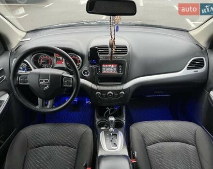 Синий Додж Джорни, объемом двигателя 2.36 л и пробегом 195 тыс. км за 11500 $, фото 39 на Automoto.ua