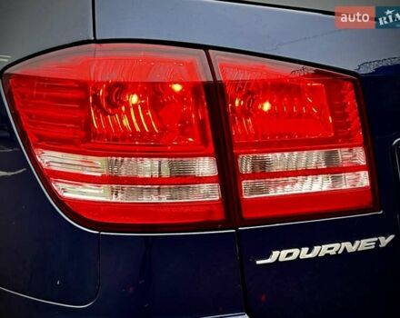 Синий Додж Джорни, объемом двигателя 2.36 л и пробегом 195 тыс. км за 11500 $, фото 23 на Automoto.ua