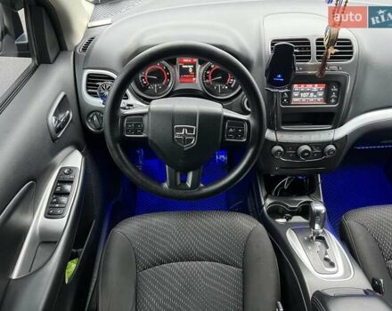 Синий Додж Джорни, объемом двигателя 2.36 л и пробегом 195 тыс. км за 11500 $, фото 43 на Automoto.ua