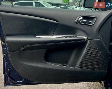 Синий Додж Джорни, объемом двигателя 2.36 л и пробегом 195 тыс. км за 11500 $, фото 30 на Automoto.ua