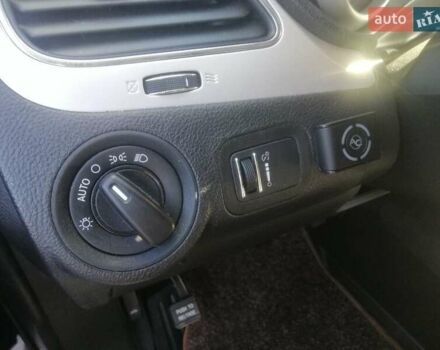 Синий Додж Джорни, объемом двигателя 2.36 л и пробегом 108 тыс. км за 12600 $, фото 16 на Automoto.ua