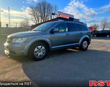 Синий Додж Джорни, объемом двигателя 2 л и пробегом 253 тыс. км за 9300 $, фото 1 на Automoto.ua