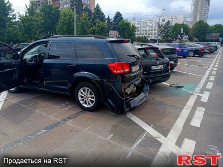 Синий Додж Джорни, объемом двигателя 2.4 л и пробегом 144 тыс. км за 6000 $, фото 1 на Automoto.ua