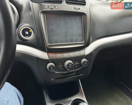 Зелений Додж Джорні, об'ємом двигуна 3.6 л та пробігом 190 тис. км за 13000 $, фото 8 на Automoto.ua