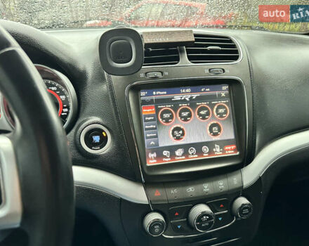 Зелений Додж Джорні, об'ємом двигуна 3.6 л та пробігом 190 тис. км за 13000 $, фото 10 на Automoto.ua