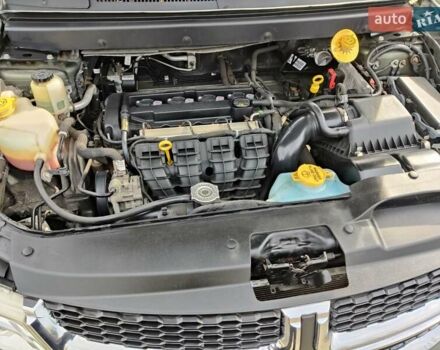 Зеленый Додж Джорни, объемом двигателя 2.36 л и пробегом 155 тыс. км за 11000 $, фото 13 на Automoto.ua