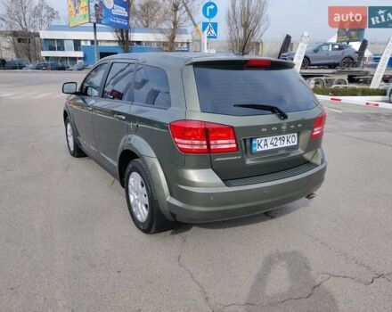 Зеленый Додж Джорни, объемом двигателя 2.36 л и пробегом 155 тыс. км за 11000 $, фото 5 на Automoto.ua