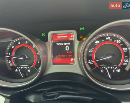 Зеленый Додж Джорни, объемом двигателя 2.36 л и пробегом 120 тыс. км за 10200 $, фото 8 на Automoto.ua