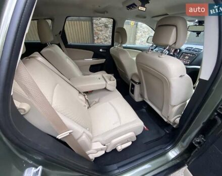 Додж Джорни 2017 в Киеве на Automoto.ua Зеленый Додж Джорни, объемом двигателя 3.6 л и пробегом 111 тыс. км за 14300 $, фото 10 на Automoto.ua